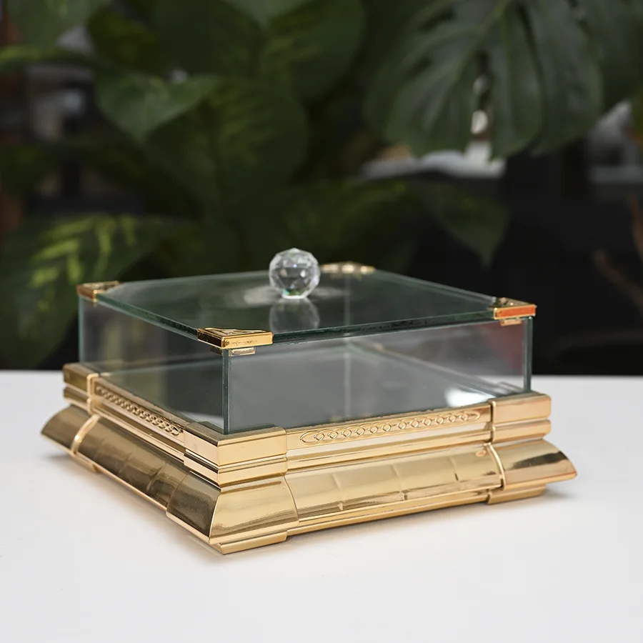 Kristal Kapaklı Dekoratif Cam Kutu