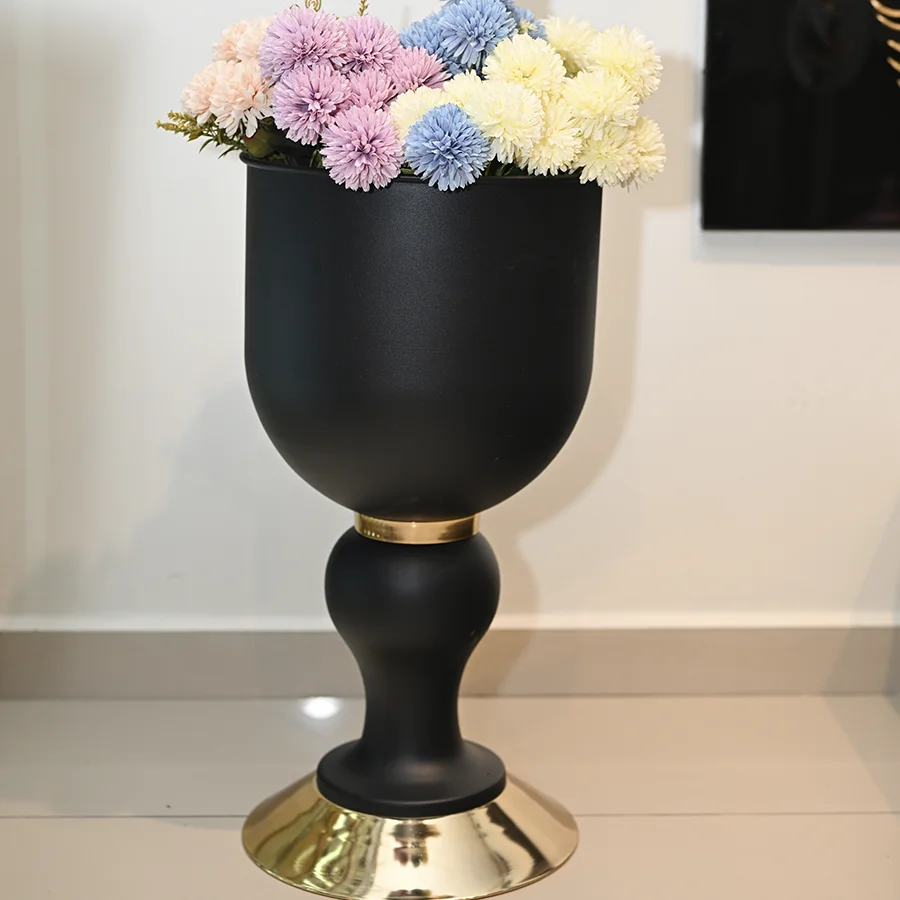 Lüks Salon Vazo Modeli